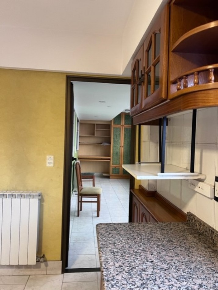 VENTA MDP,  ZONA CHAUVIN/MACROCENTRO, PISO UNICO EN SU ESTILO, CALIDAD, METRAJE, AMPLITUD DE AMBIENTES, VISTA PANORAMICA, CONSULTANOS !!!