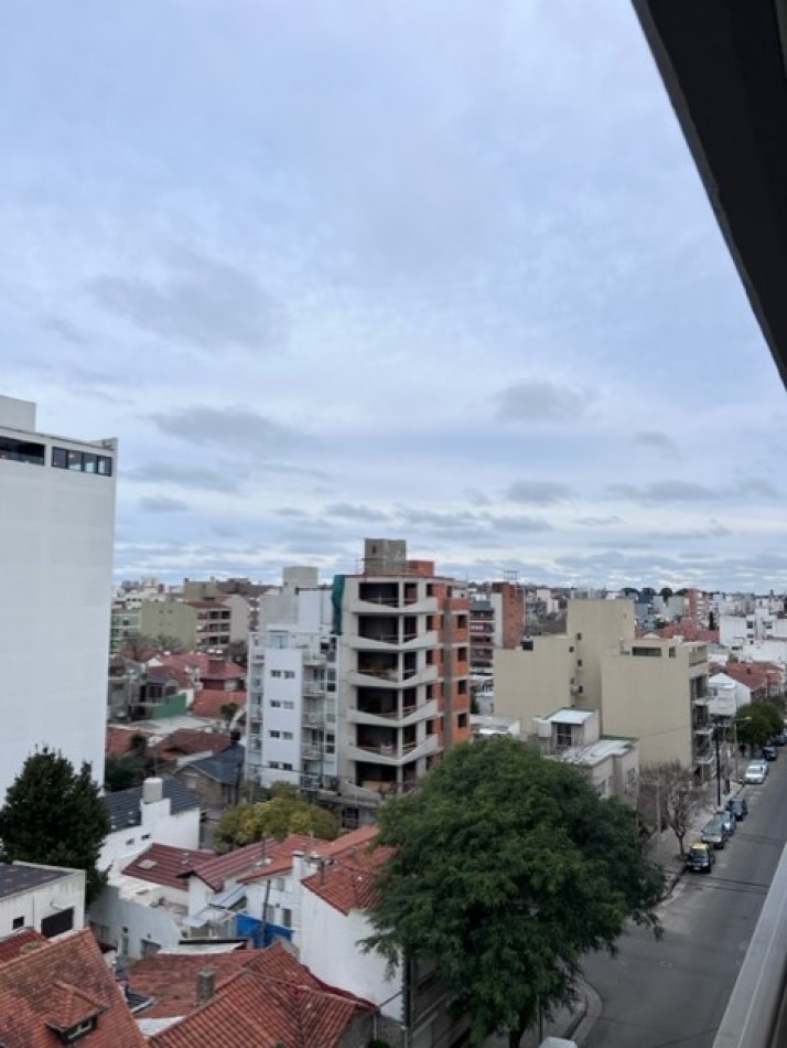 VENTA MDP,  ZONA CHAUVIN/MACROCENTRO, PISO UNICO EN SU ESTILO, CALIDAD, METRAJE, AMPLITUD DE AMBIENTES, VISTA PANORAMICA, CONSULTANOS !!!